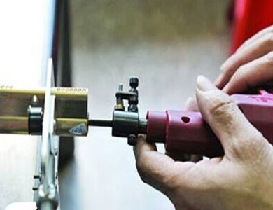 那曲地24小时上门开锁公司